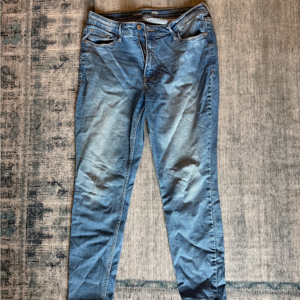 Old Navy High-Rise Blue Jeans